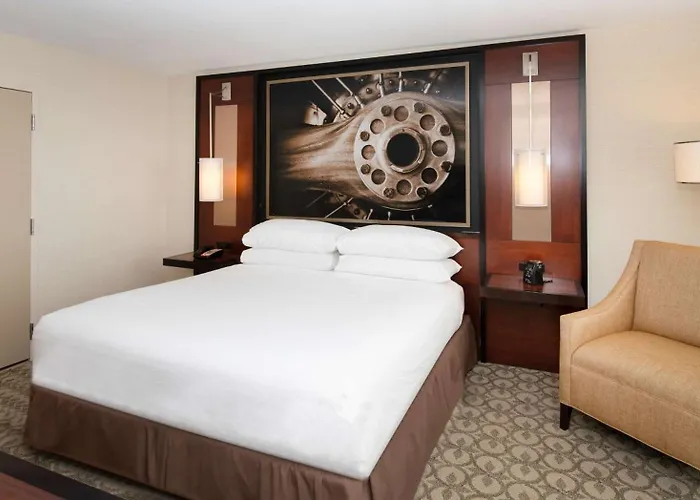 Doubletree & Charleston Airport Hotel