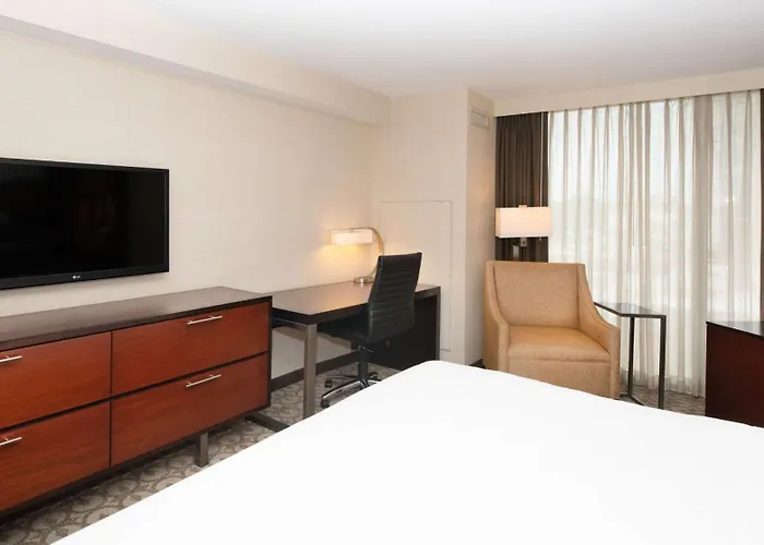 Doubletree & Charleston Airport