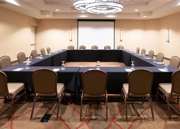 Doubletree & Charleston Airport Hotel North Charleston