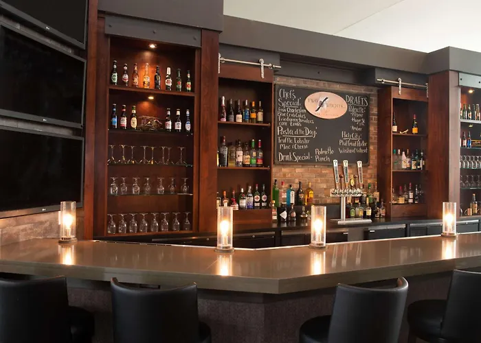 Doubletree & Charleston Airport Hotel 3*