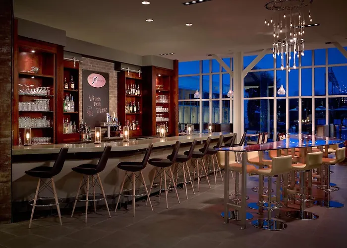 Doubletree & Charleston Airport Hotel