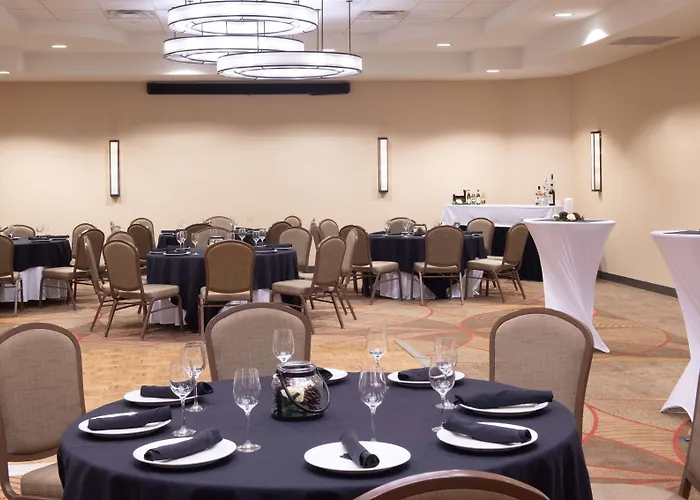 Doubletree & Charleston Airport Hotel